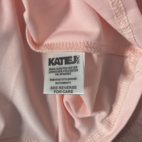 NWT Katie J NYC Girl’s Pink Rose Skirt Size S - Picture 6 of 6